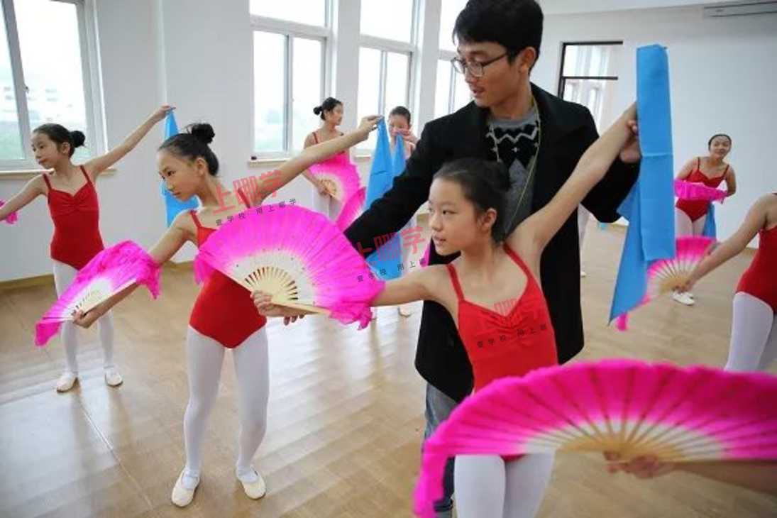奉贤尚同中学: 尊重每一个梦想相关资料 6