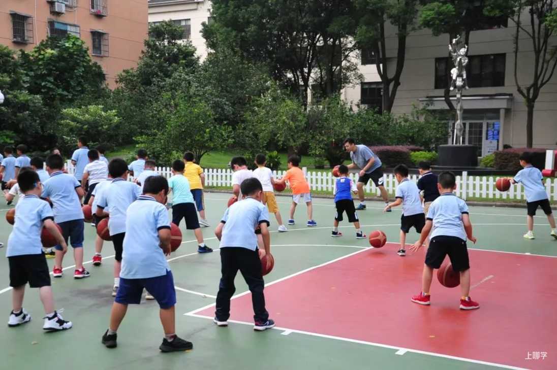 操场上的学校丨长宁区绿苑小学：体教融合，让操场成为孩子成长的沃土相关资料 10