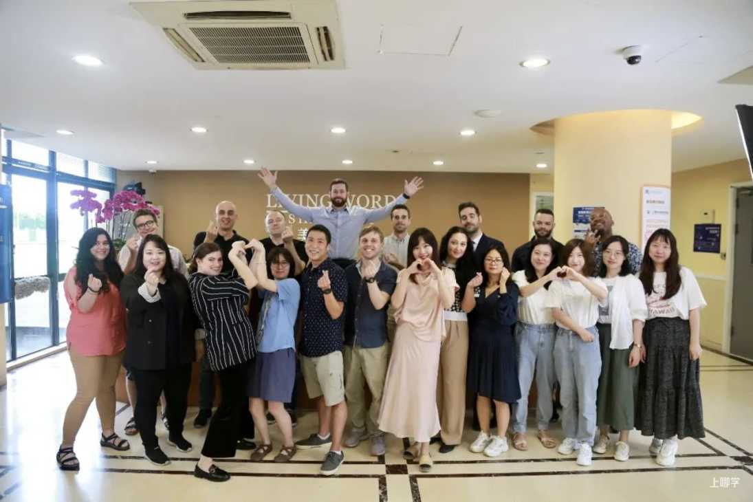 惊喜！前皇马教练任足球外教，人工智能作校本课！这所九年一贯制学校，全市招生相关资料 35