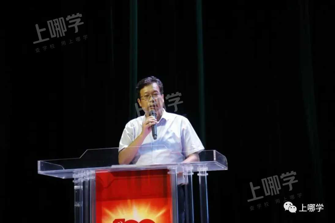 21个复旦、25个交大！上海这所“黑马”学校成绩再度引人注目！还连读多年收获清北录取喜讯！相关资料 13