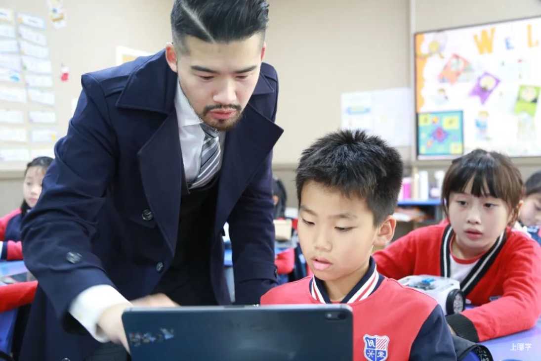 惊喜！前皇马教练任足球外教，人工智能作校本课！这所九年一贯制学校，全市招生相关资料 37