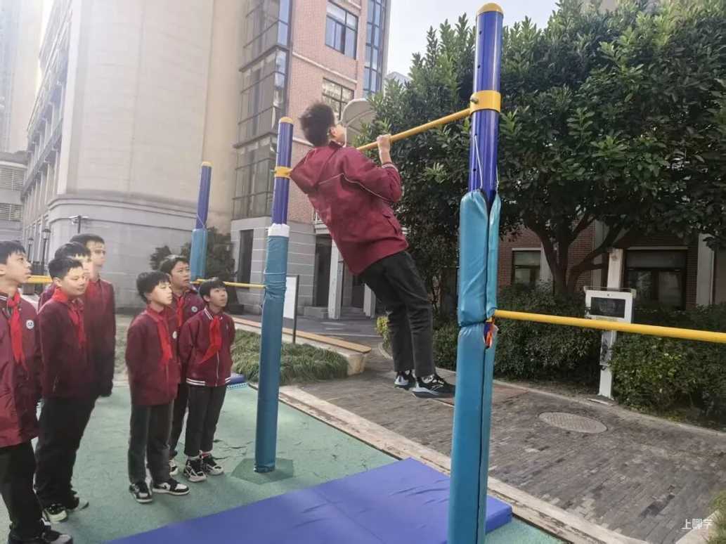 来看上海市延安初级中学的“AI体育课堂”，解锁青春活力！相关资料 5