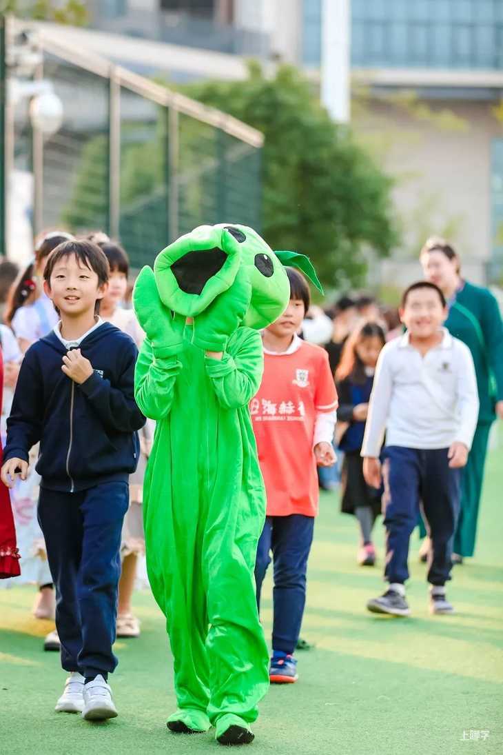 惊喜！上海这所学校的“创新教育”太令人羡慕了，居然还有童话节！相关资料 10