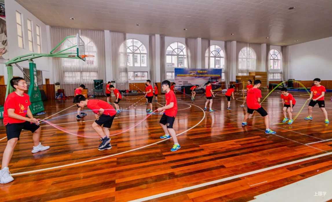 又变强了！上海这所中学背靠交大，去年摘得“全市唯一”！曾培养出全国冠军、世界冠军！相关资料 4