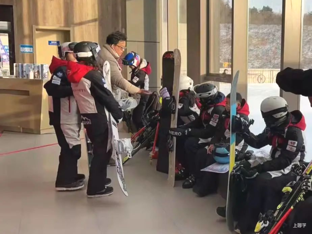 点赞！上海这所学校学生拿下高山滑雪“全国冠军”！相关资料 18