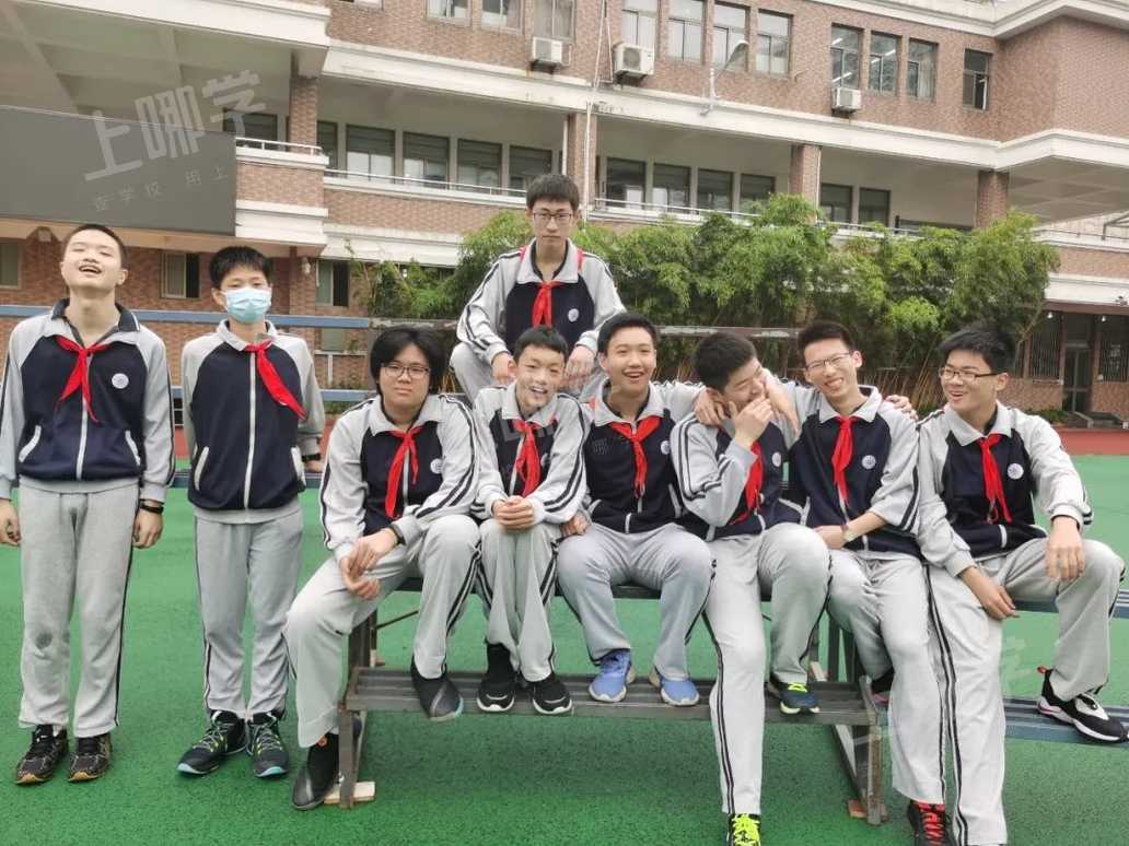 砥砺青春不负韶华满怀希望全力以赴所向披靡未来可期建平中学西校2021