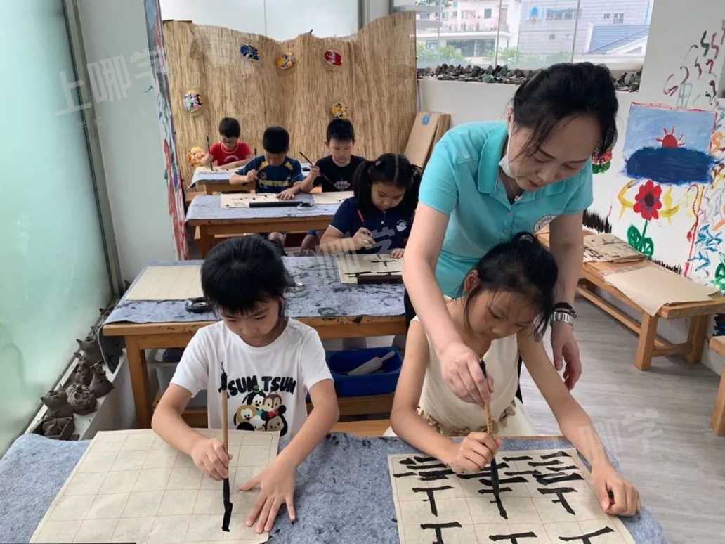 浦东又一蒙式托育园上线免费预约啦！更有亲子课堂体验开放日限额来袭！相关资料 76