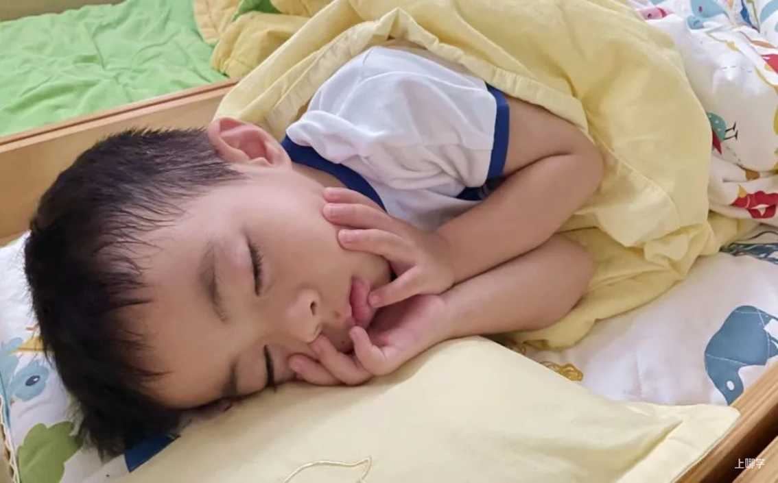科学作息，健康生活，幼儿居家健康生活指南！相关资料 11