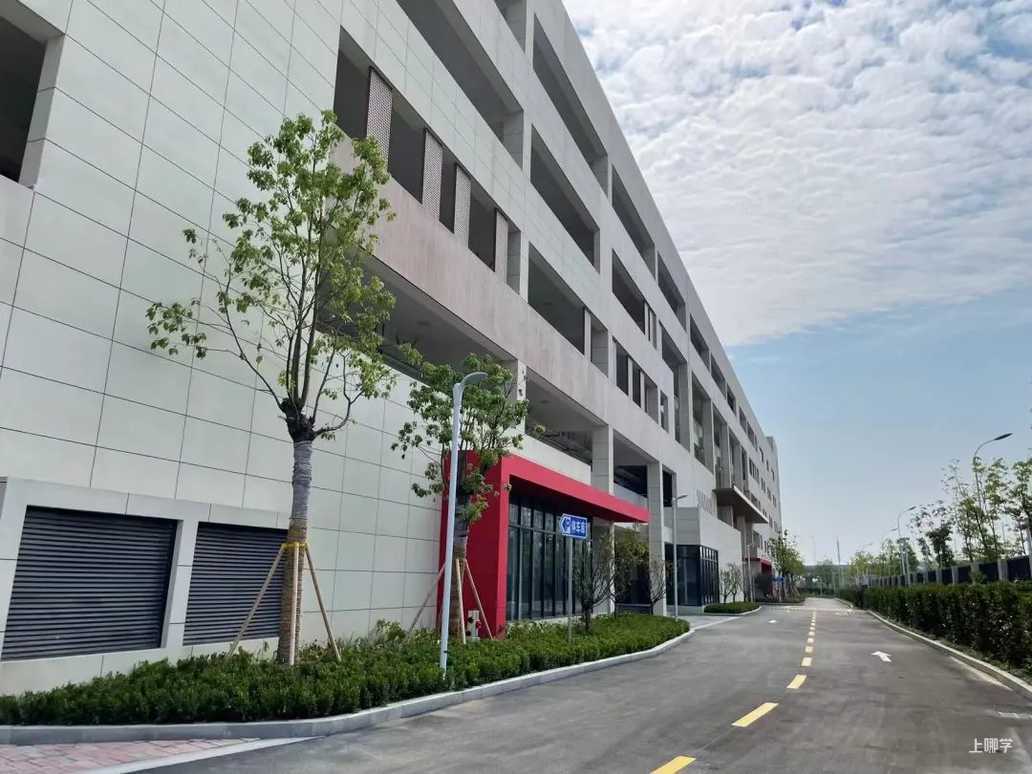36个班！上海这所新建初中完成竣工验收！附学校实景图！相关资料 4