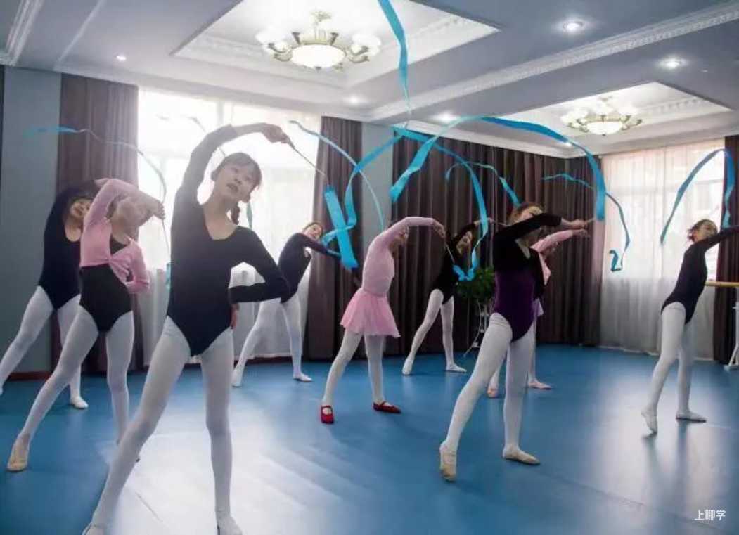 操场上的学校丨洵阳路小学：小操场 大体育相关资料 10
