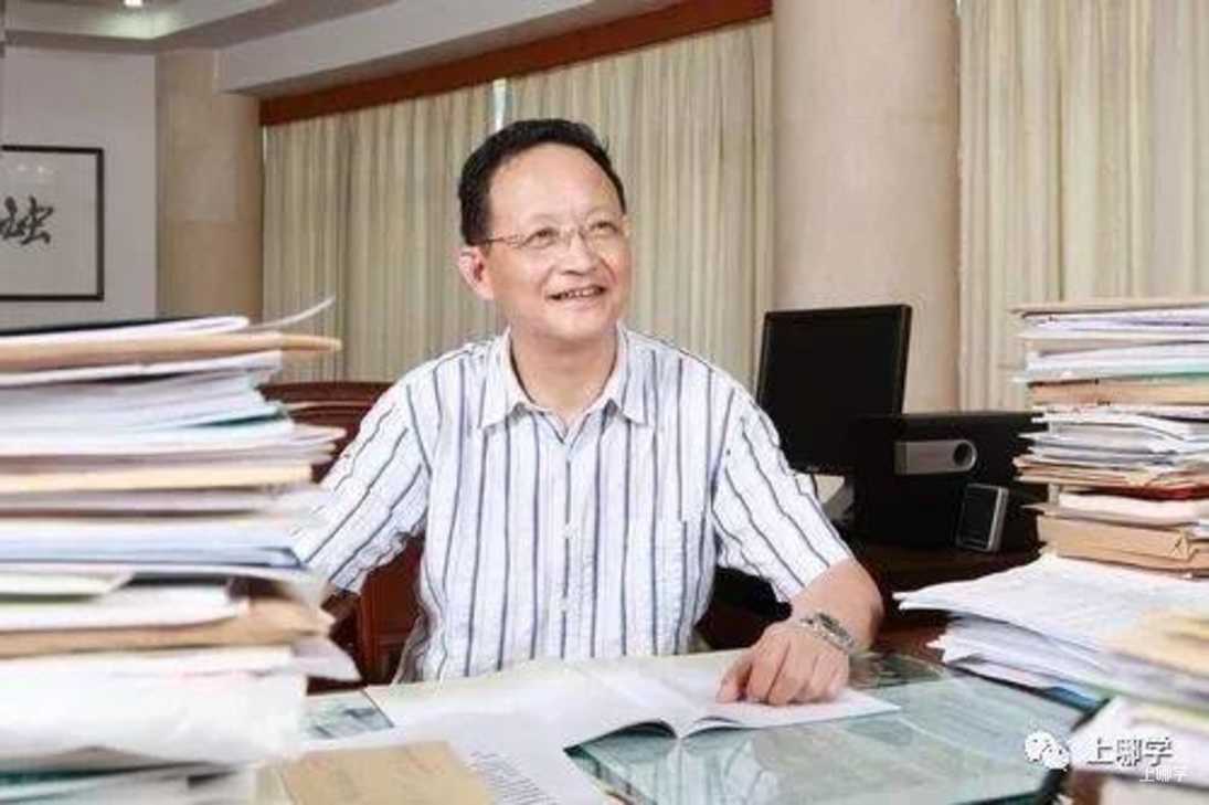 厉害了！上海公办10大代表性校长！教育理念广受好评！更有“全球教师奖”入围者！相关资料