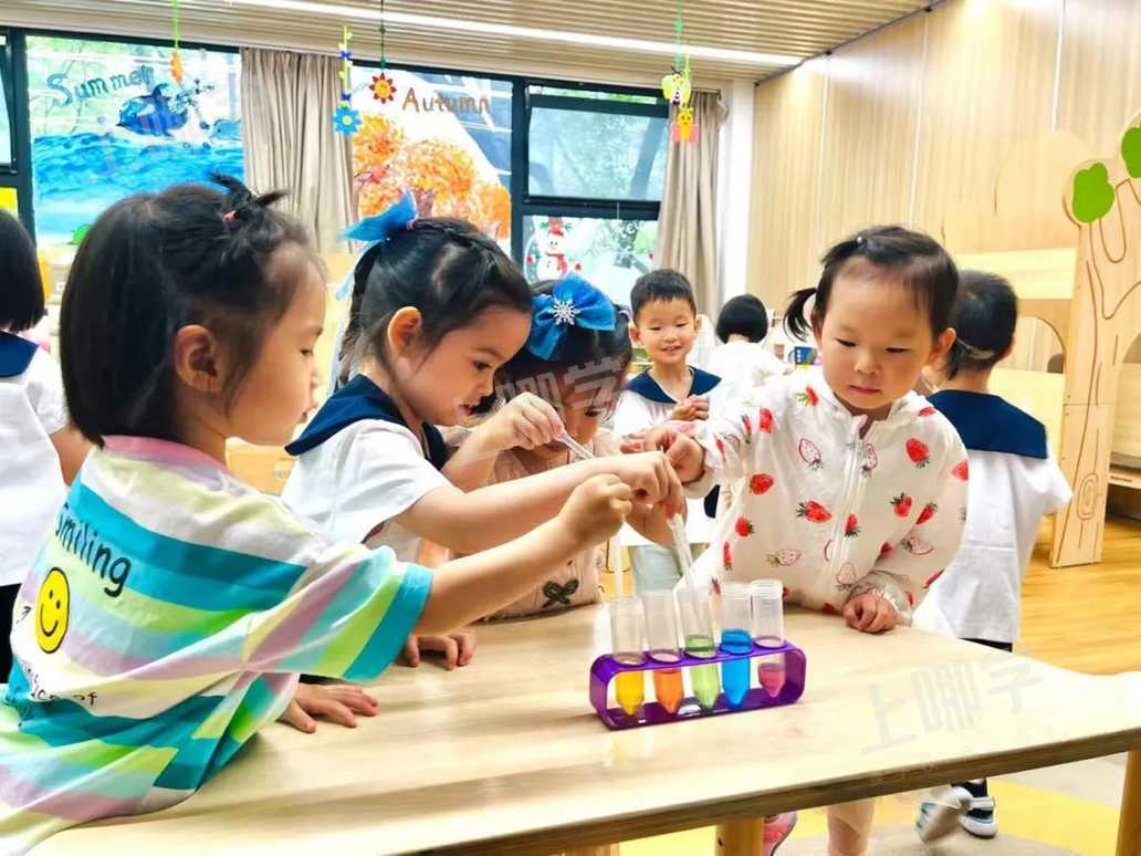 浦东又一蒙式托育园上线免费预约啦！更有亲子课堂体验开放日限额来袭！相关资料 72