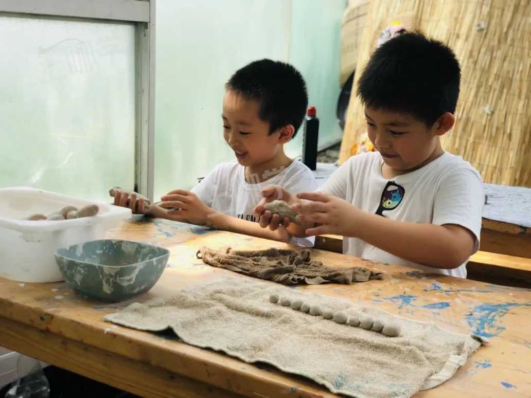 浦东又一蒙式托育园上线免费预约啦！更有亲子课堂体验开放日限额来袭！相关资料 90