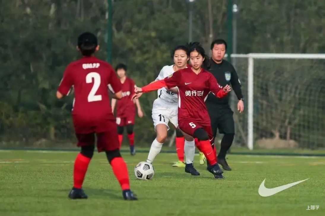 申时校园“双减”｜闵行：播种足球梦想！小小“铿锵玫瑰”绽放在课后时光！相关资料
