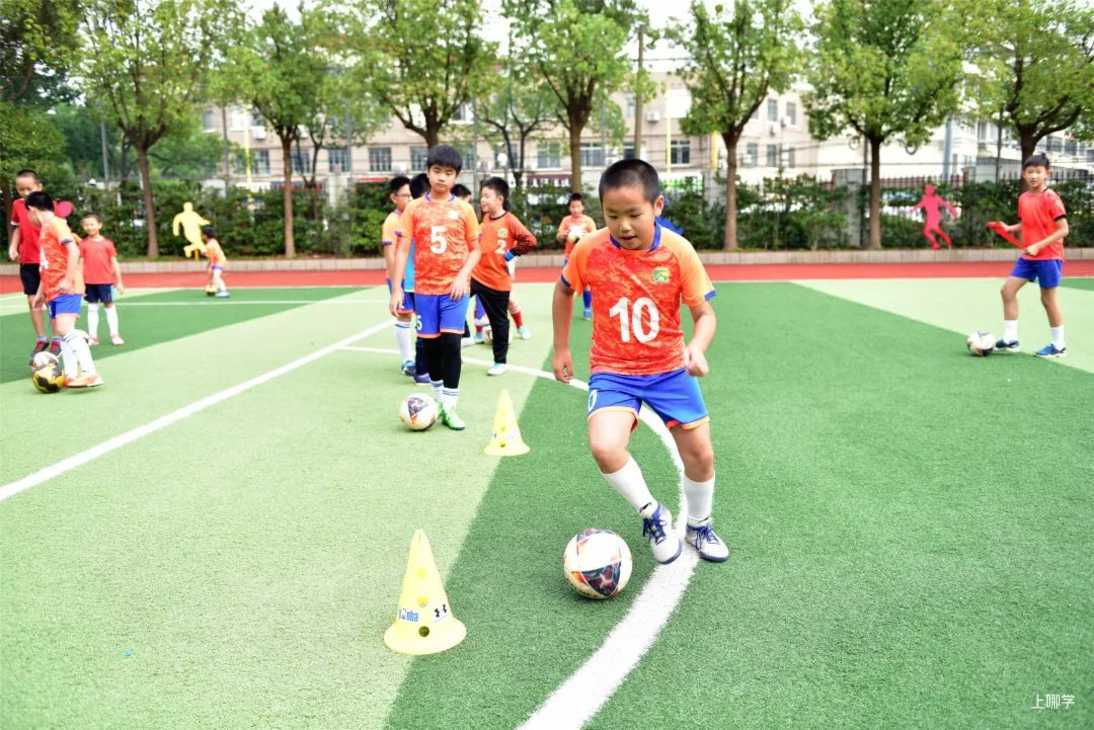 操场上的学校丨长宁区绿苑小学：体教融合，让操场成为孩子成长的沃土相关资料 2