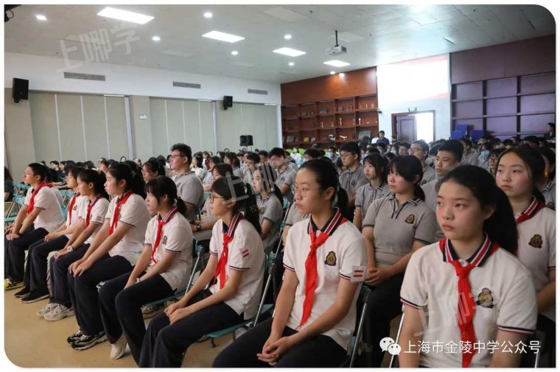 金陵中学举行听党话跟党走传红色基因扬革命精神书信文化校园主题活动