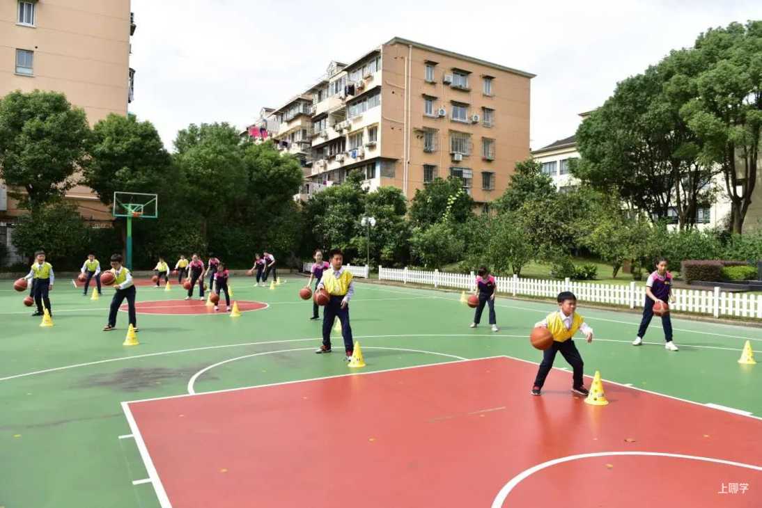 操场上的学校丨长宁区绿苑小学：体教融合，让操场成为孩子成长的沃土相关资料 3