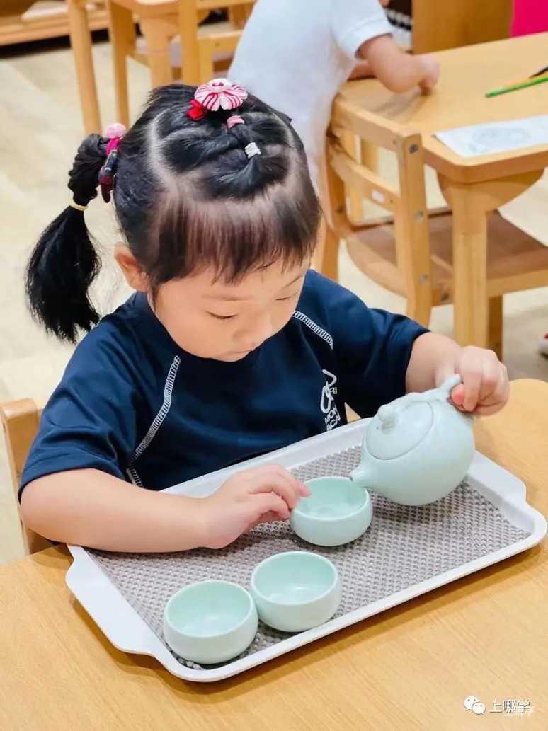上海市中心还有这样一座隐于喧嚣的高端幼儿园！纯正蒙氏教育体系、原生态园林环境，今年仅开放少量学位预约！相关资料 11