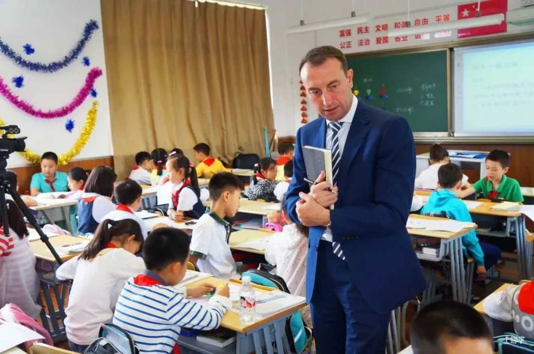 海桐小学丨上海这所小学对口地段曾有变！部分校区2022年入学需入户至少满1年！是首批双语实验公办校之一！相关资料 7