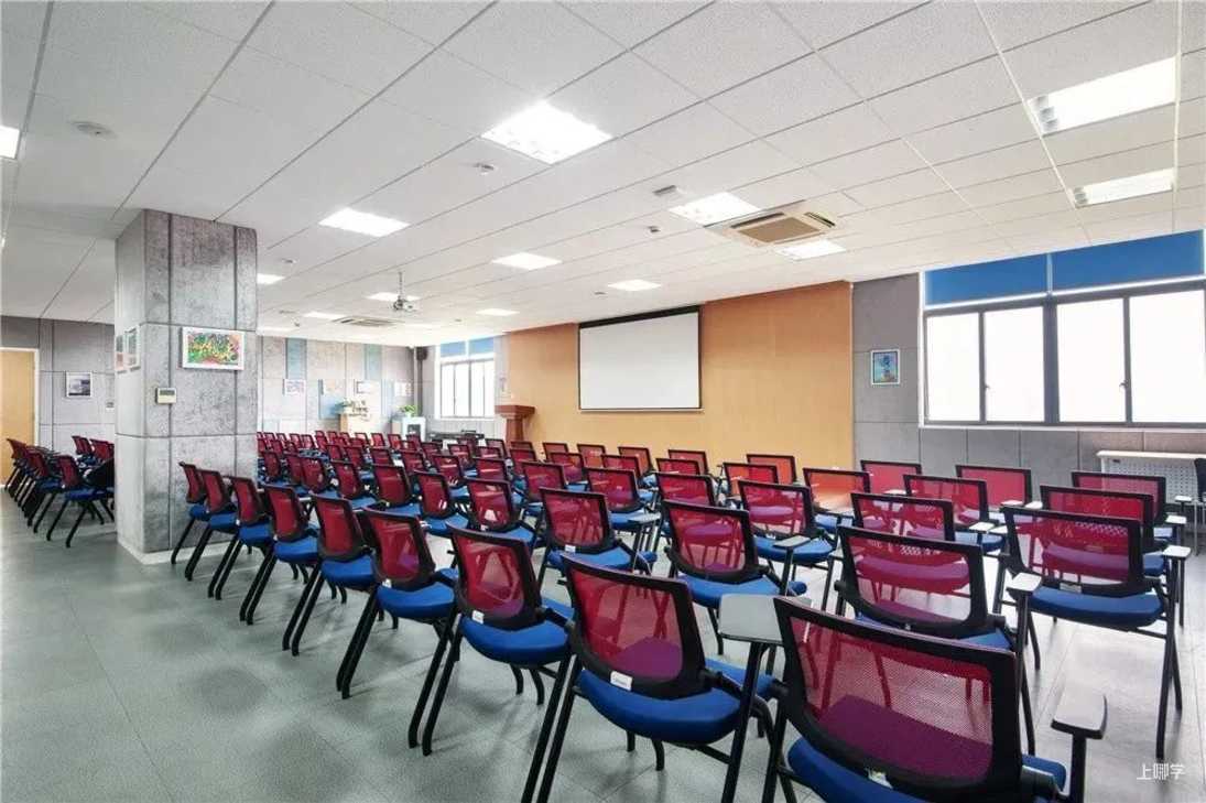 惊喜！前皇马教练任足球外教，人工智能作校本课！这所九年一贯制学校，全市招生相关资料 25