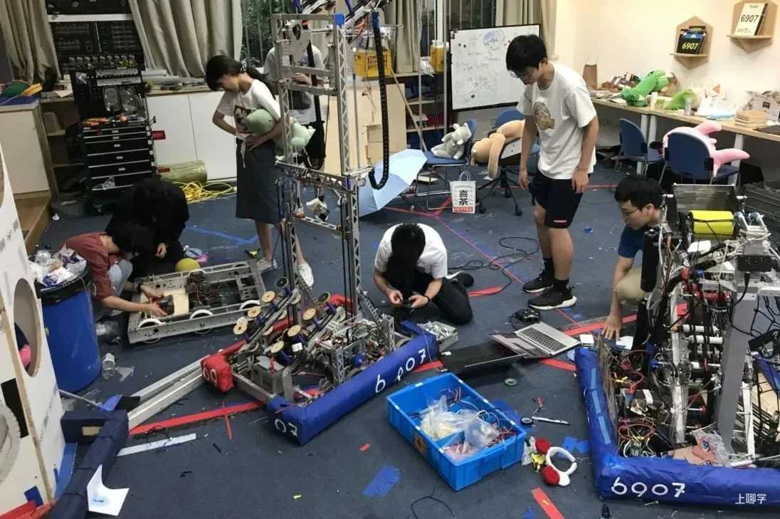 喜讯丨杨浦区14所学校、社团获评首批上海市科技教育特色示范学校和学生科技创新社团相关资料 14