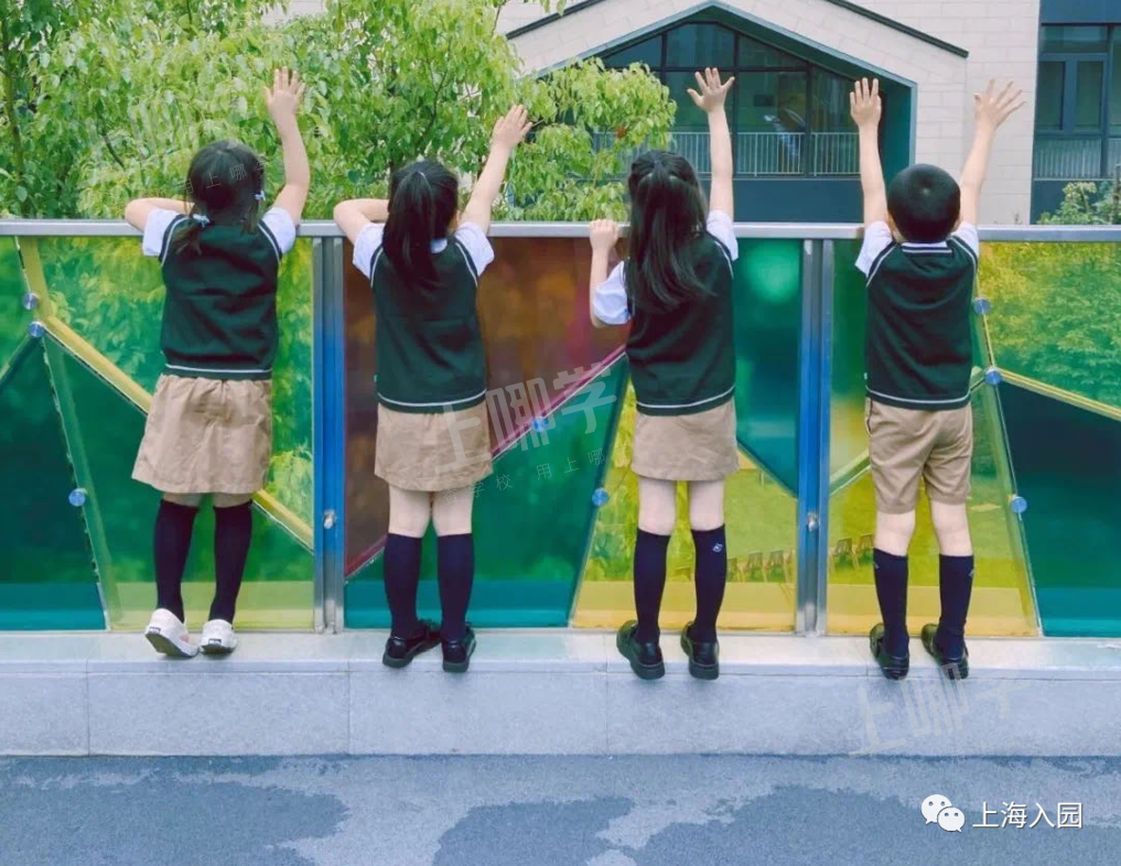 太可爱了！上海这10所幼儿园园服超好看！快来看看你会pick哪一套？相关资料 10