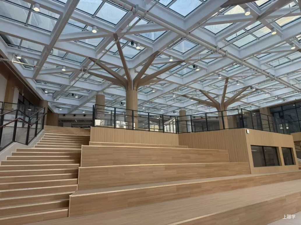 嘉一实验高中新校舍启用相关资料